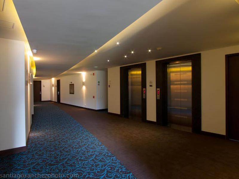 Hotel Morrison 114 Bogotá Exterior foto A corridor at the hotel